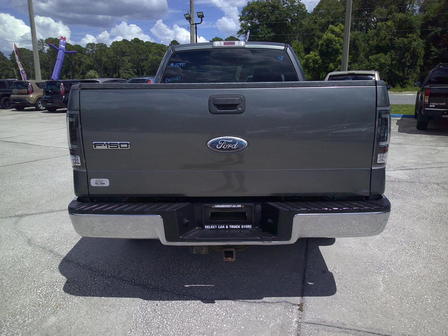 2005 GRAY FORD F-150 STX; XL; XLT; (1FTPX12555N) , located at 10405 Abercorn Street, Savannah, GA, 31419, (912) 921-8965, 31.988262, -81.131760 - Photo#3